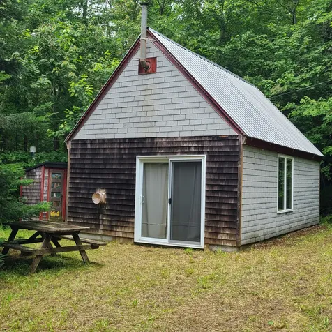 28 Pratt Road Wilton ME 04294