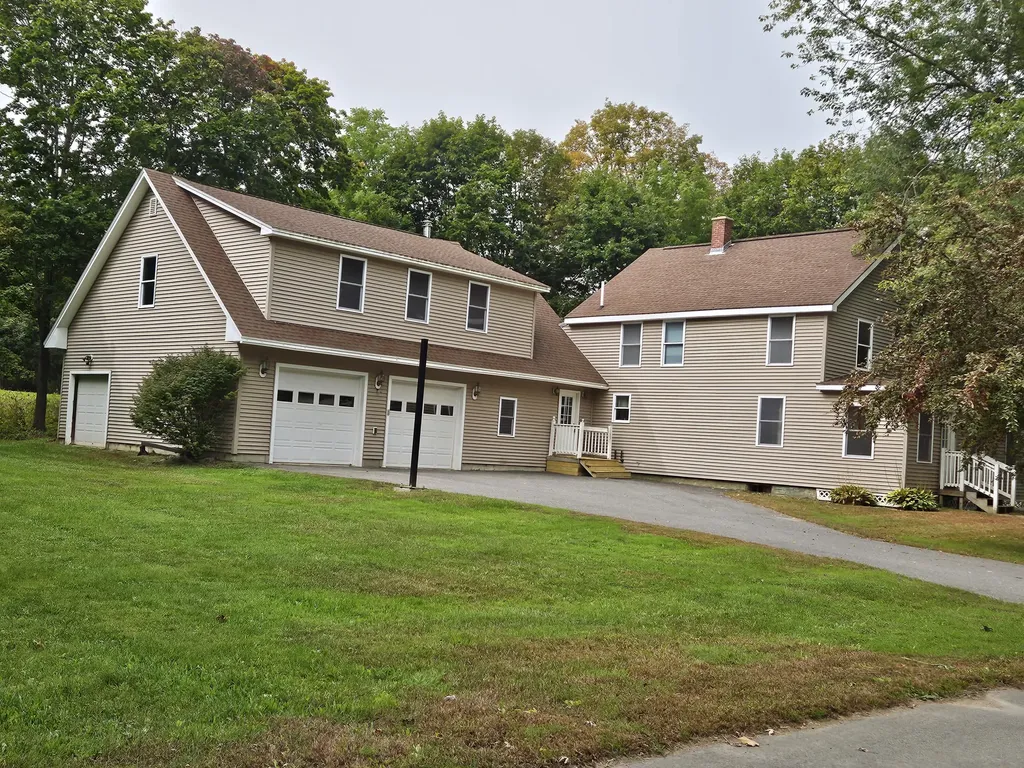 42 Shaw Street Newport ME 04953