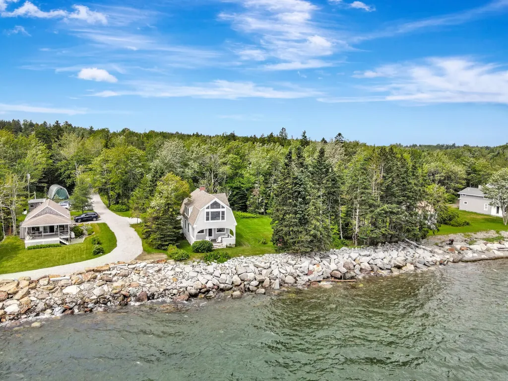 16 Treasure Island Lane Owls Head ME 04854