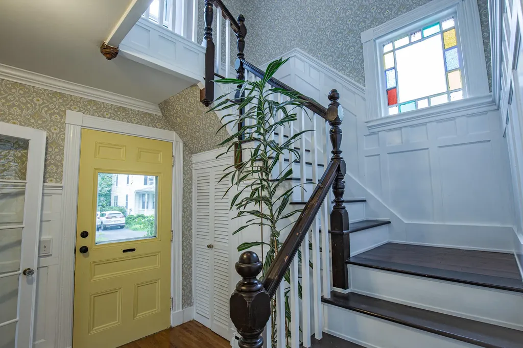 183 Elm Street Bangor ME 04401