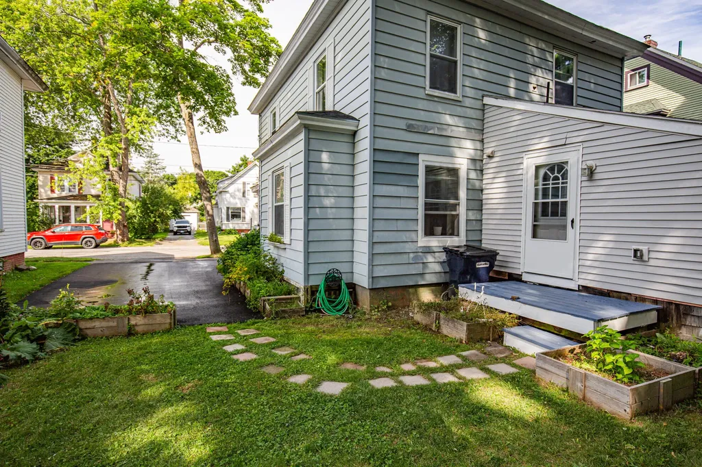 183 Elm Street Bangor ME 04401