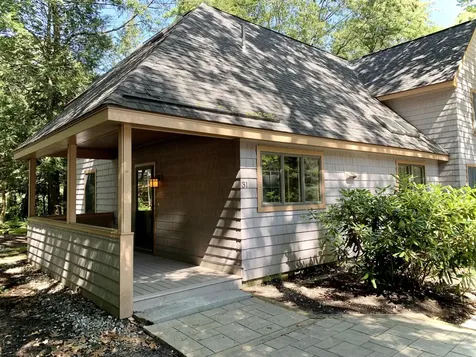 31 Concord Place Cape Elizabeth ME 04107