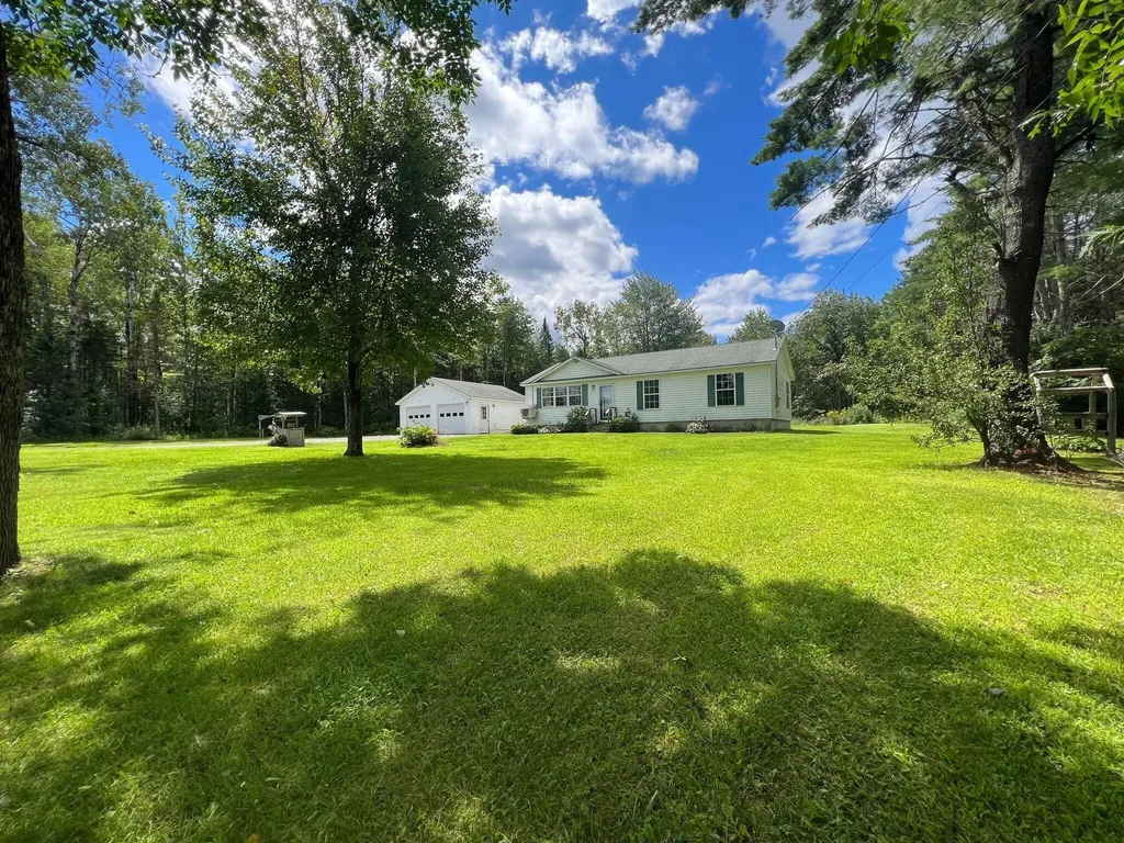 8 Martin Stream Road Plymouth ME 04969