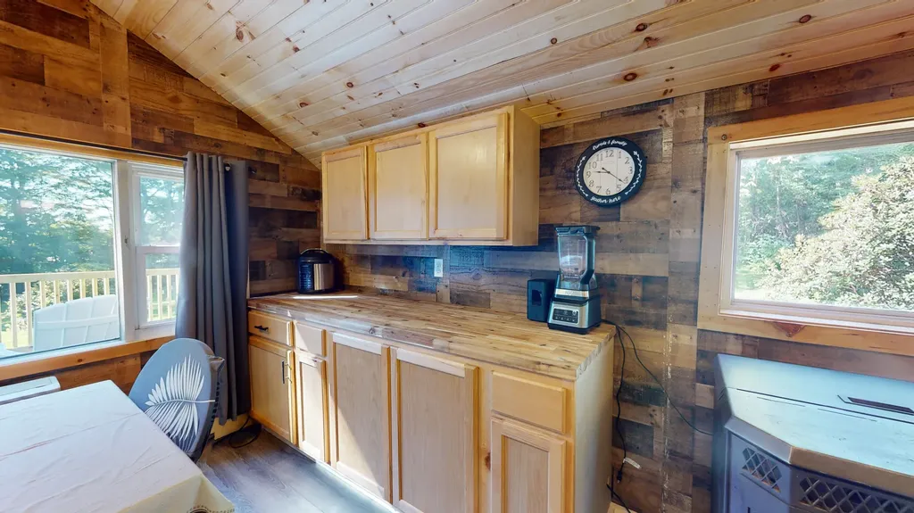12 Hutchins Road Fairfield ME 04937