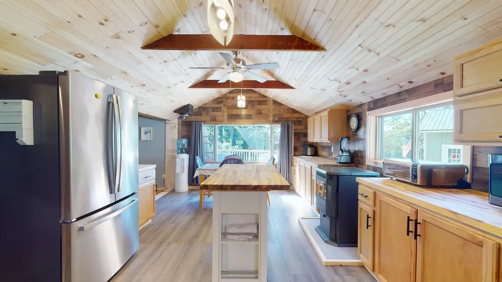 12 Hutchins Road Fairfield ME 04937