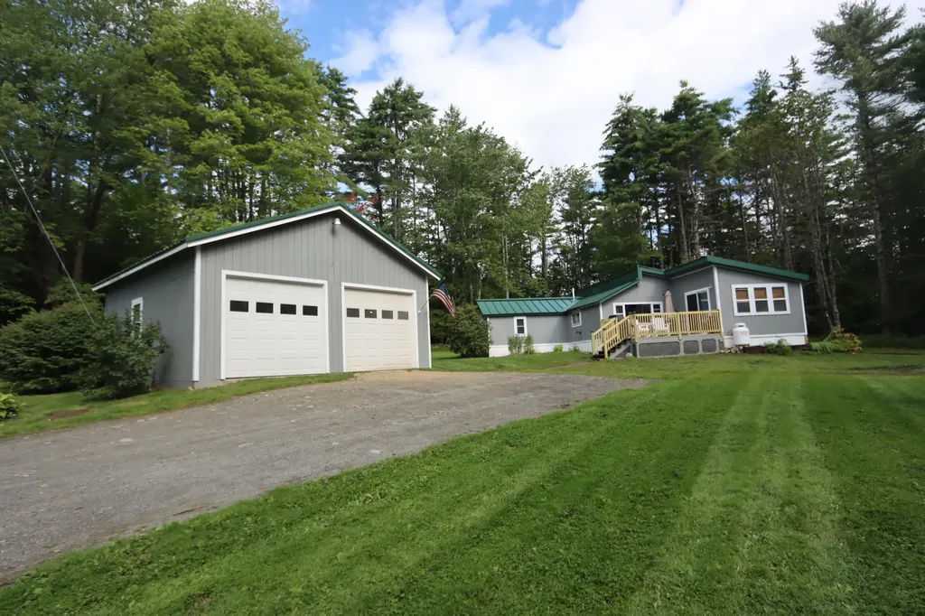 12 Hutchins Road Fairfield ME 04937