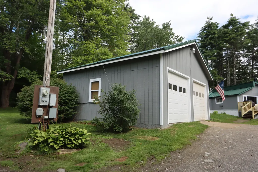 12 Hutchins Road Fairfield ME 04937