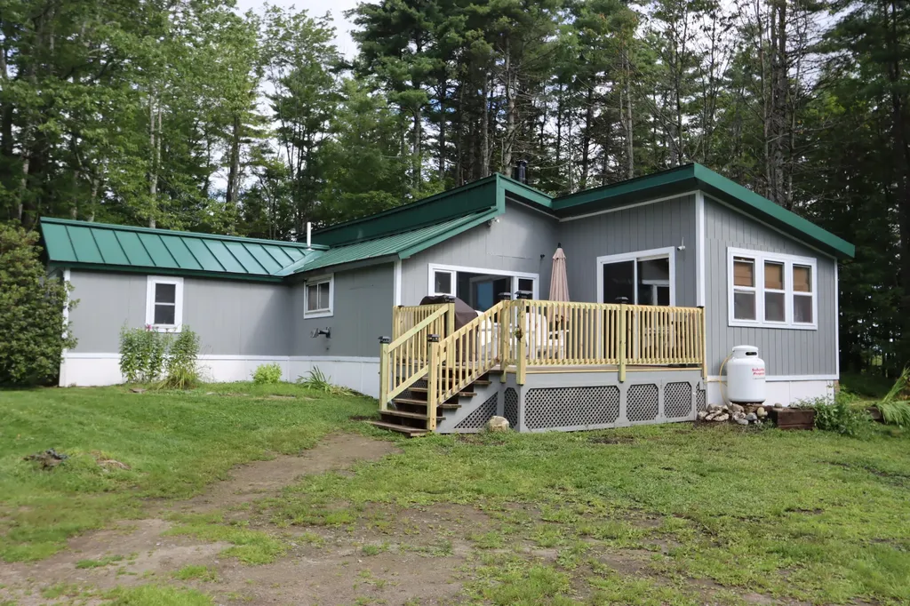 12 Hutchins Road Fairfield ME 04937