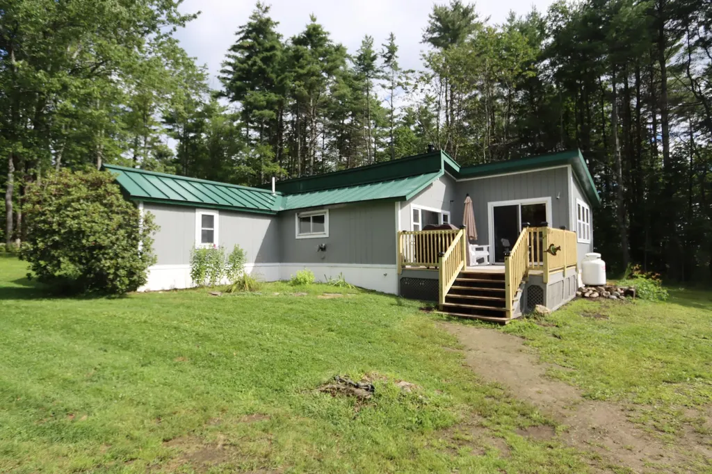 12 Hutchins Road Fairfield ME 04937