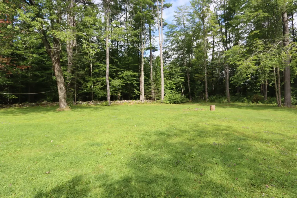 12 Hutchins Road Fairfield ME 04937