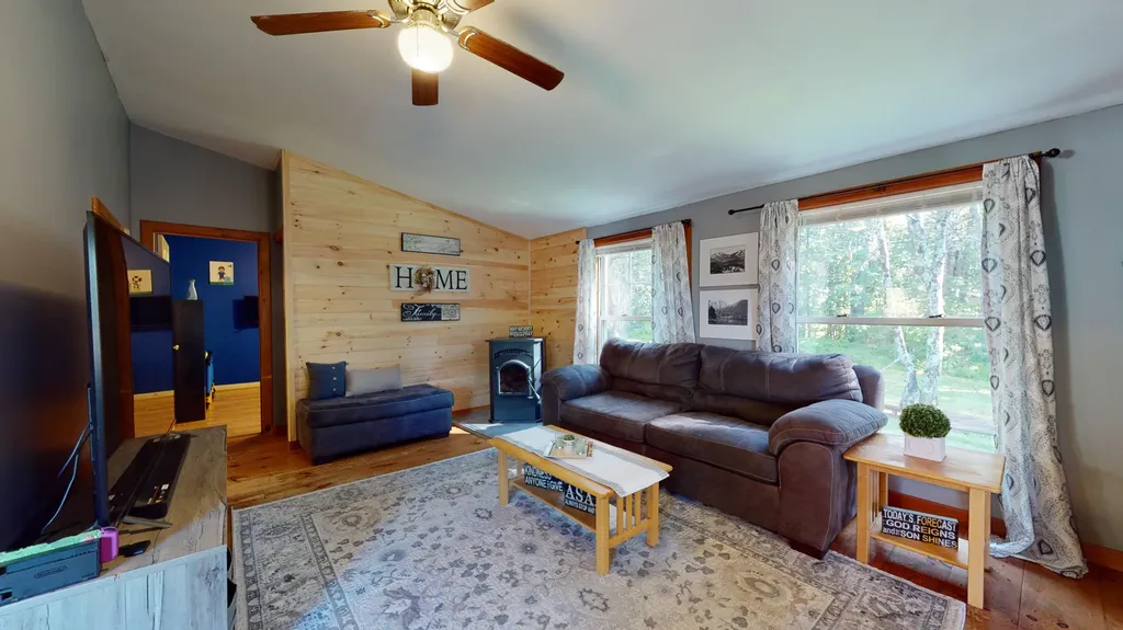 12 Hutchins Road Fairfield ME 04937