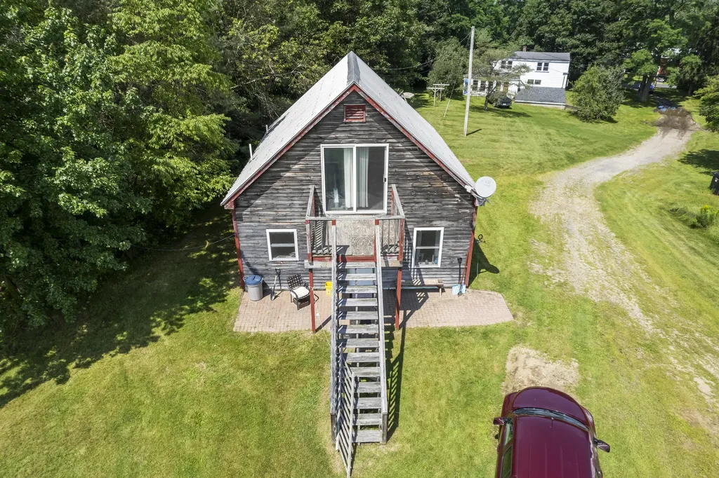 19 West Road Bowdoin ME 04287