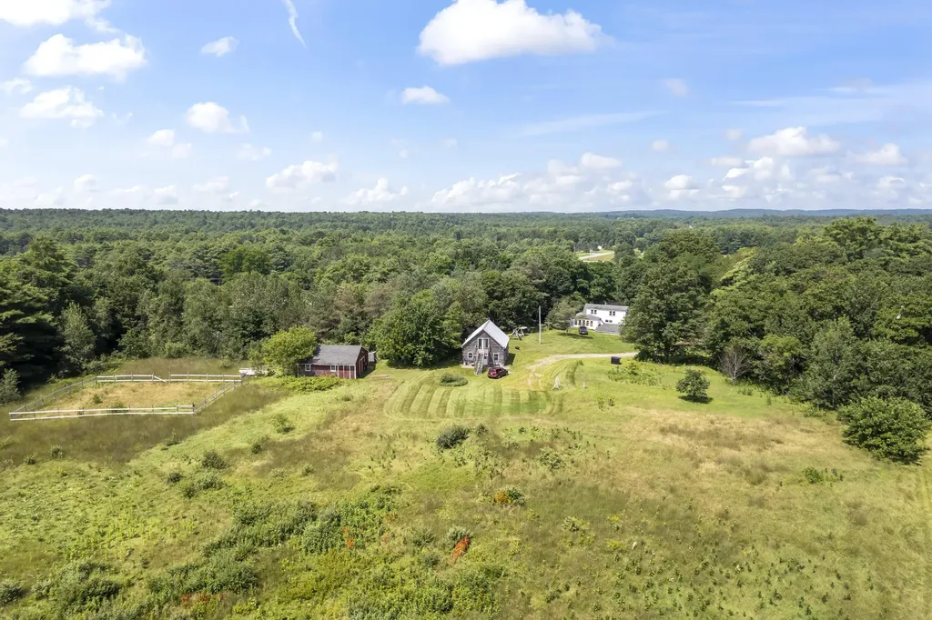 19 West Road Bowdoin ME 04287