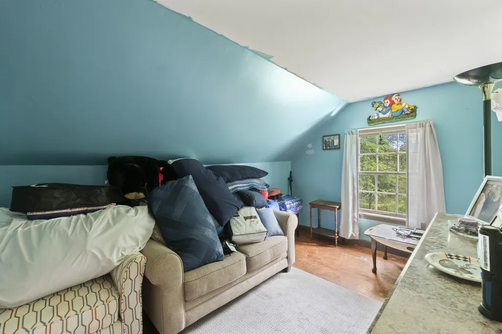 19 West Road Bowdoin ME 04287