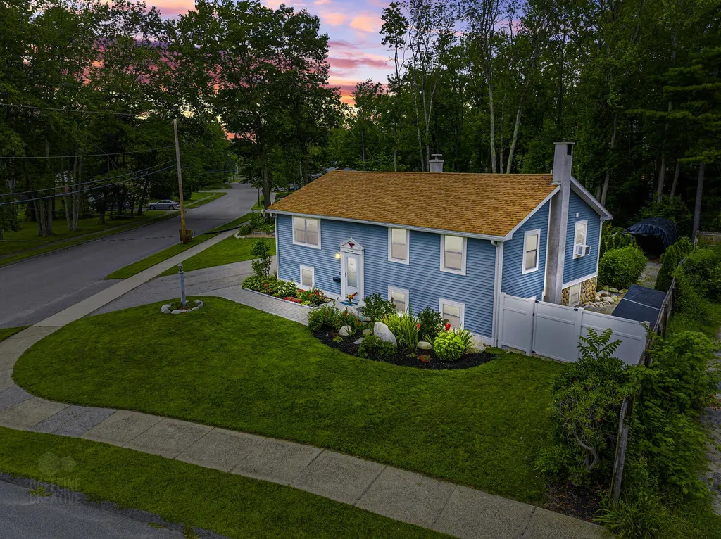 19 Sandy Hill Road South Portland ME 04106