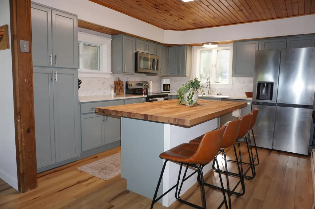 171 Cedar Breeze S Glenburn ME 04401