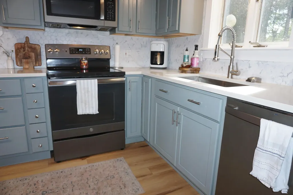 171 Cedar Breeze S Glenburn ME 04401
