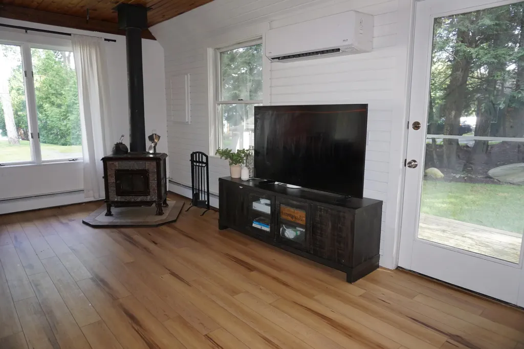 171 Cedar Breeze S Glenburn ME 04401