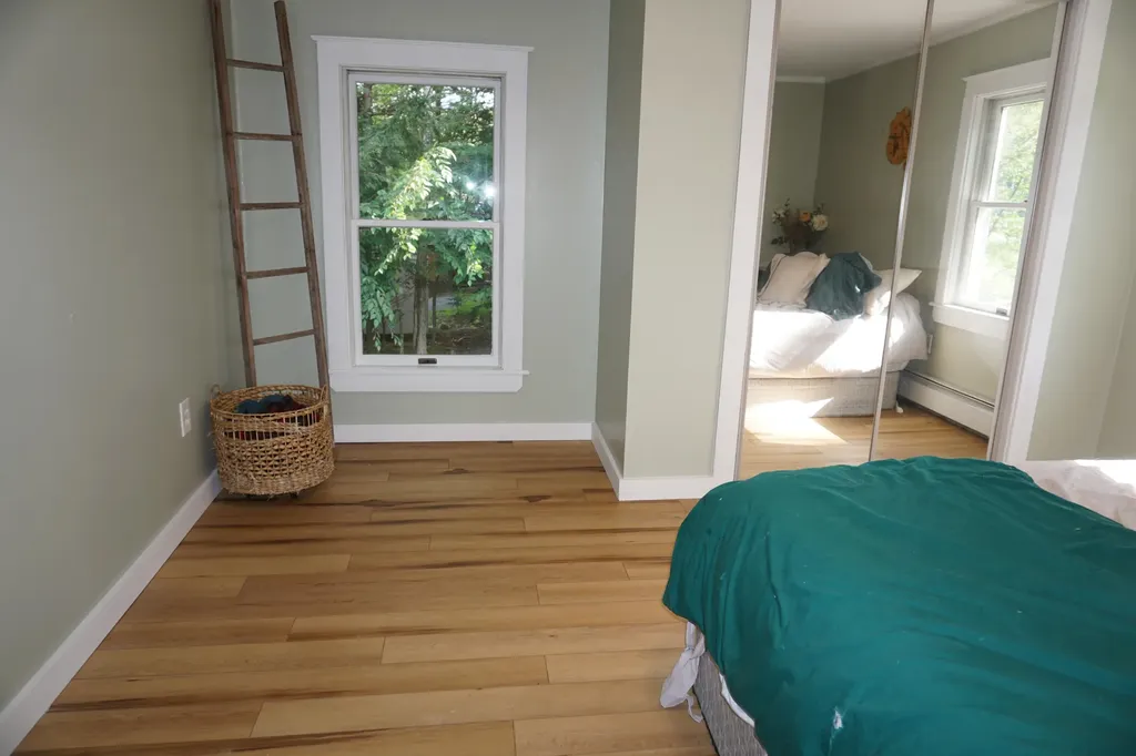 171 Cedar Breeze S Glenburn ME 04401