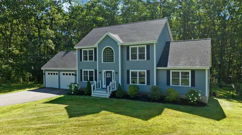 4 Oak Forest Road York ME 03909