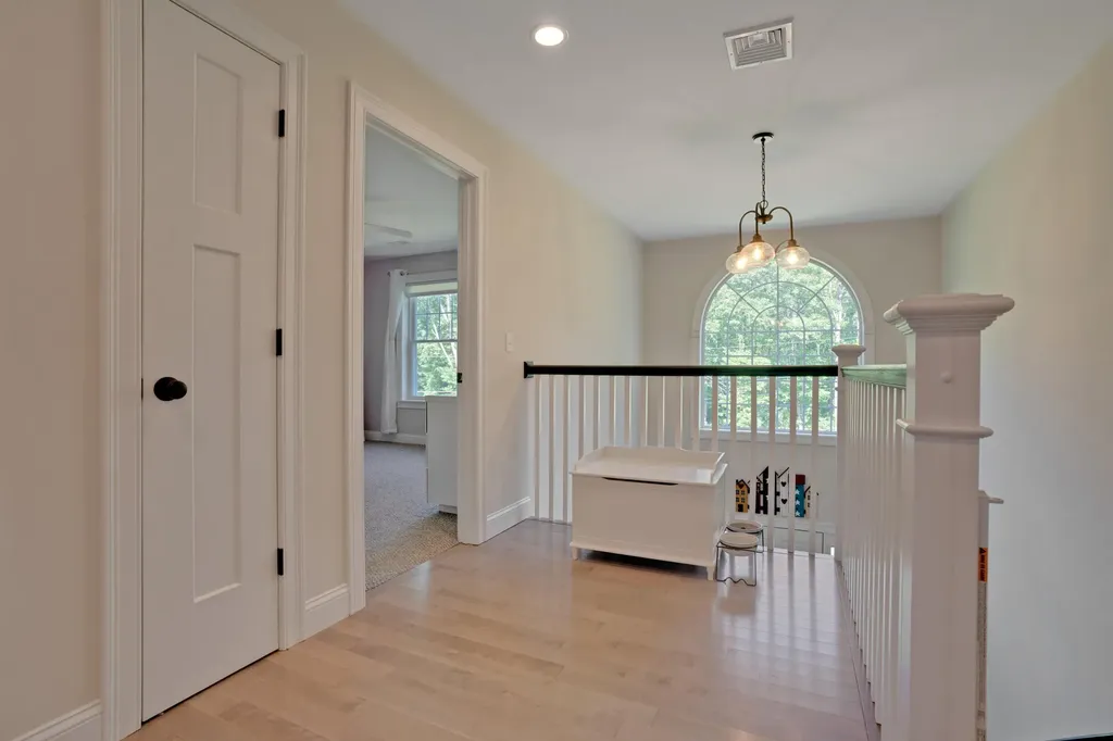 4 Oak Forest Road York ME 03909