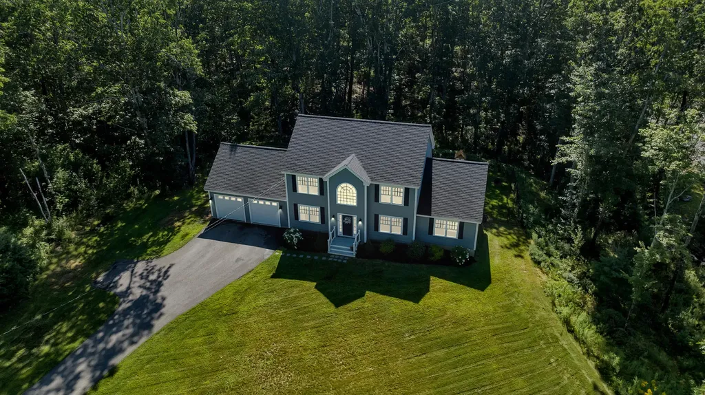 4 Oak Forest Road York ME 03909