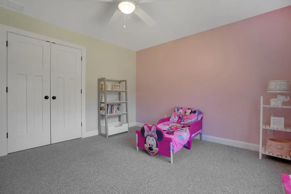 4 Oak Forest Road York ME 03909