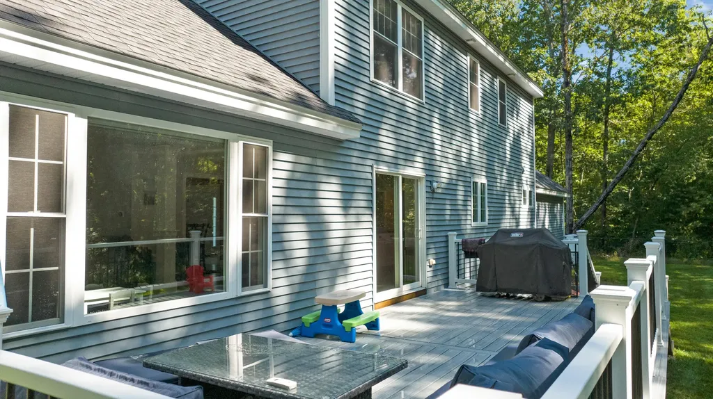 4 Oak Forest Road York ME 03909