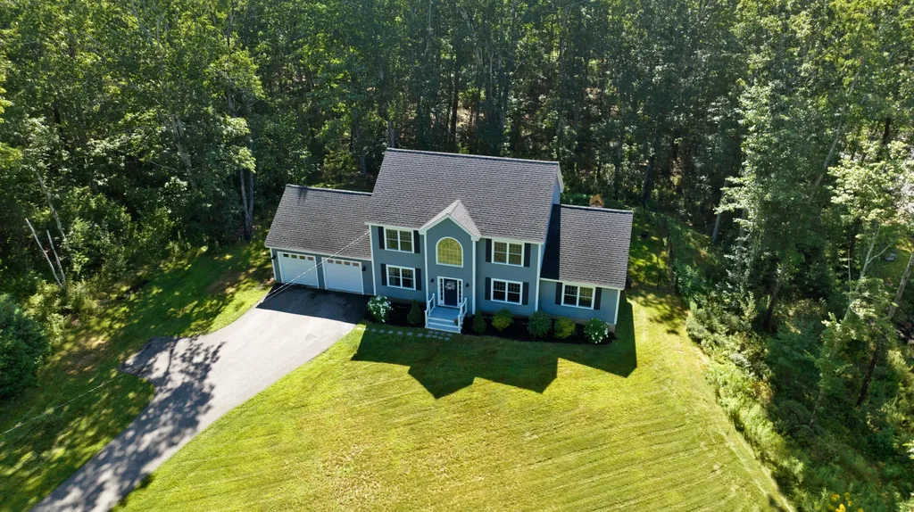 4 Oak Forest Road York ME 03909