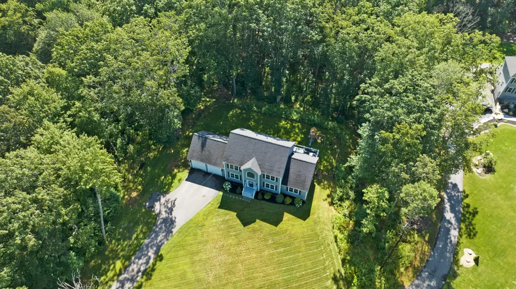 4 Oak Forest Road York ME 03909