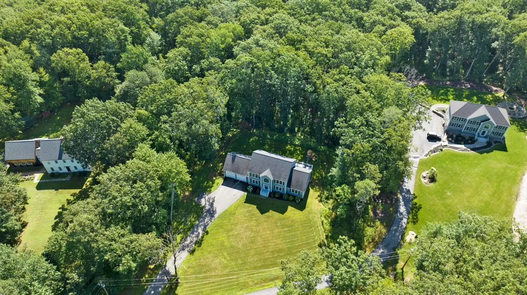 4 Oak Forest Road York ME 03909