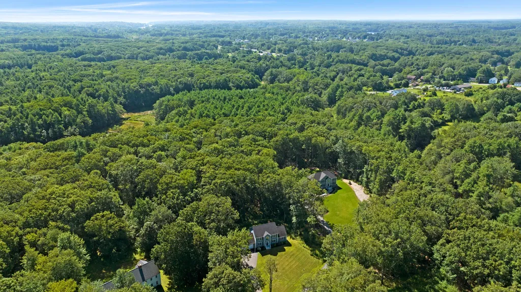 4 Oak Forest Road York ME 03909