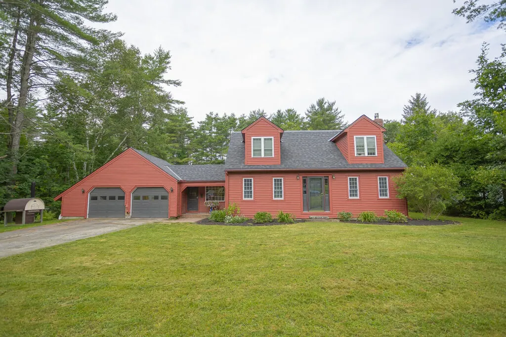 164 Stewart Avenue Farmington ME 04938