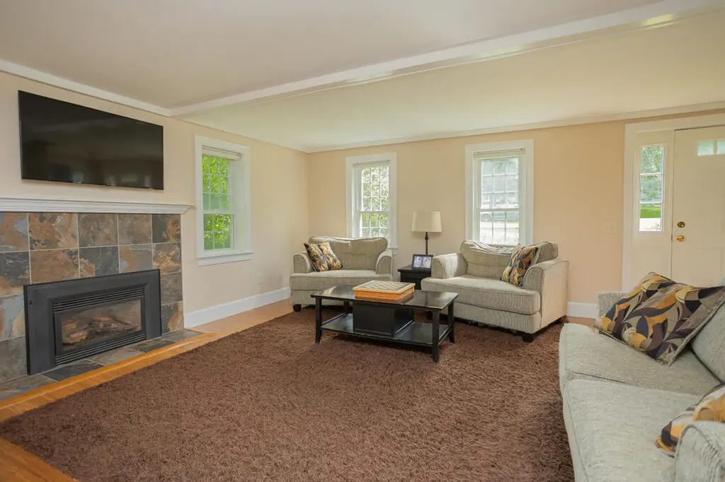 164 Stewart Avenue Farmington ME 04938