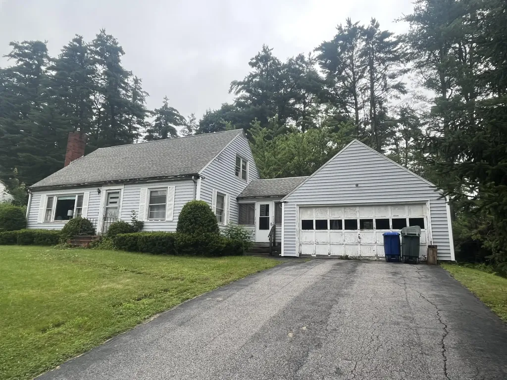 108 Marilyn Avenue Westbrook ME 04092