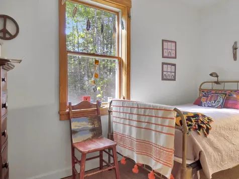 148 Scraggle Point Road Saint George ME 04859