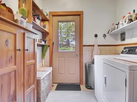 148 Scraggle Point Road Saint George ME 04859