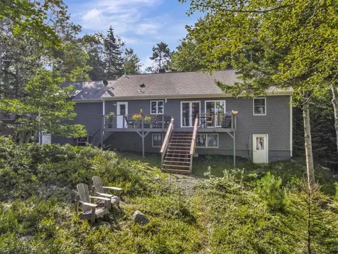 148 Scraggle Point Road Saint George ME 04859