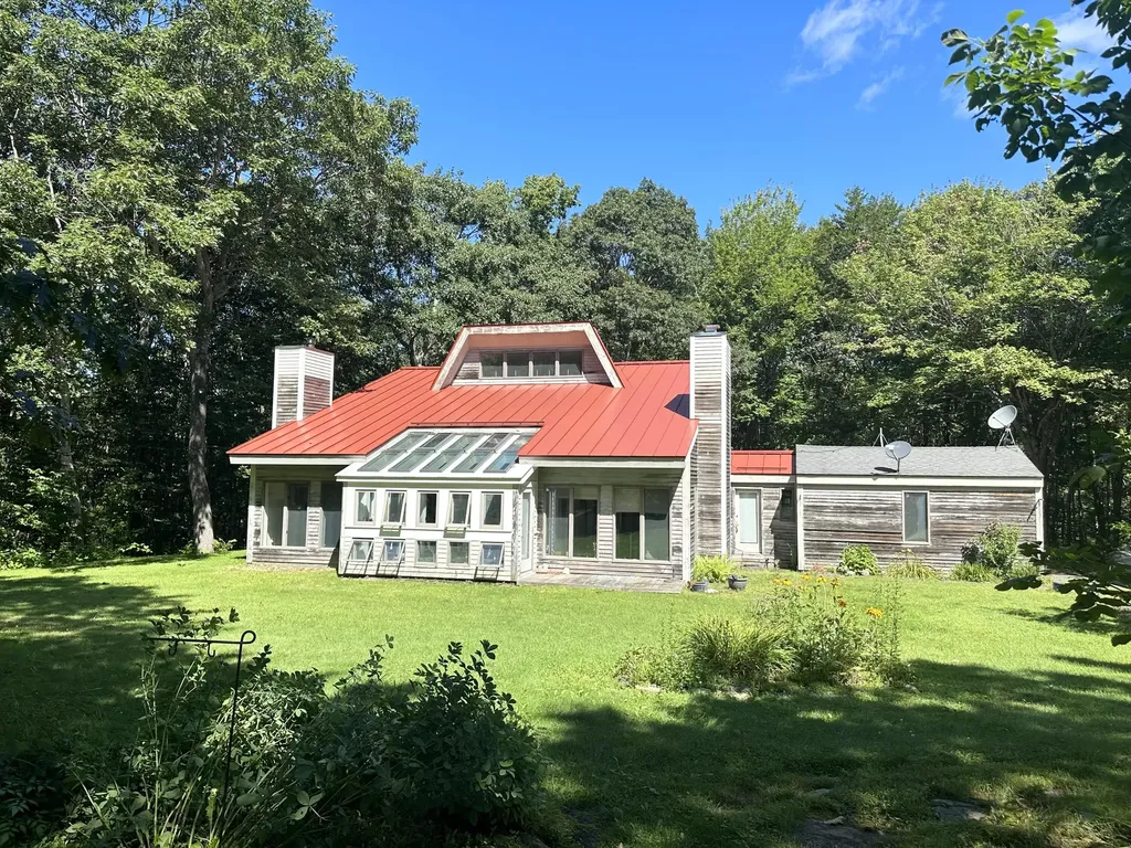 4 Clayton Lane Rockland ME 04841