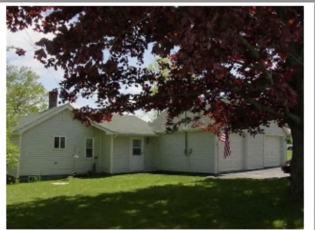 73 Route 41 Winthrop ME 04364