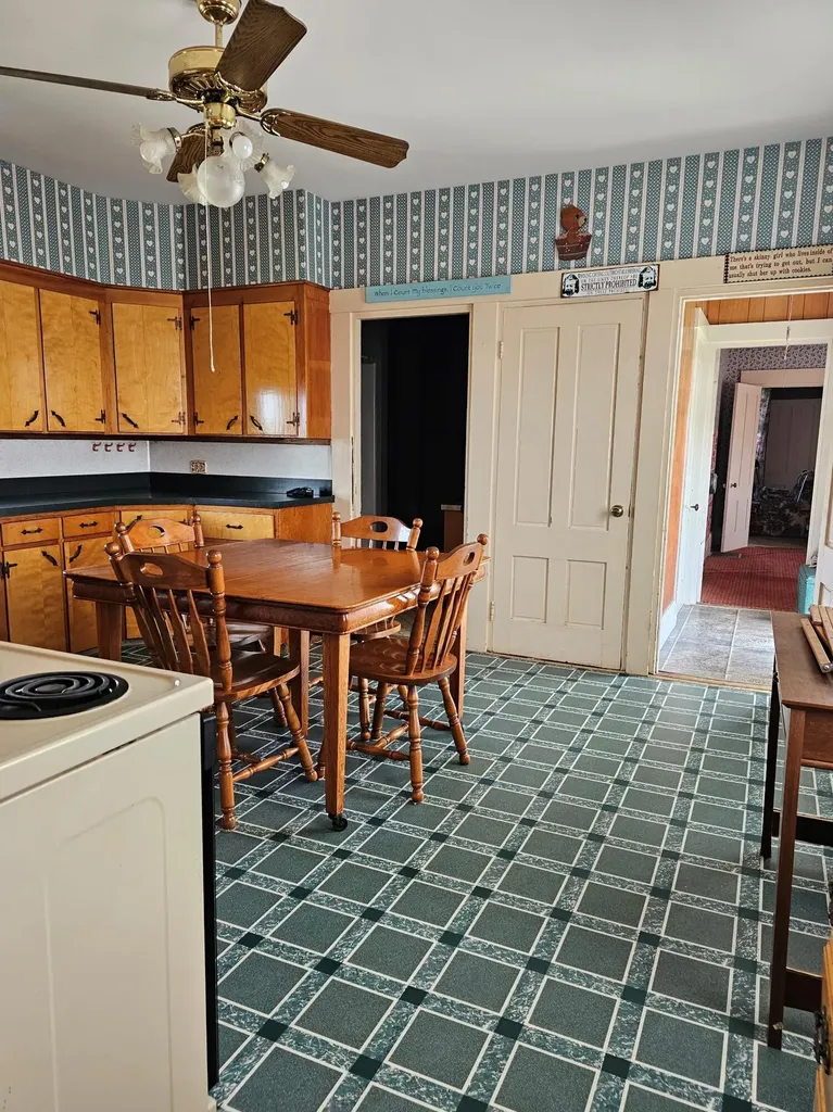 1066 Hinckley Road Clinton ME 04927