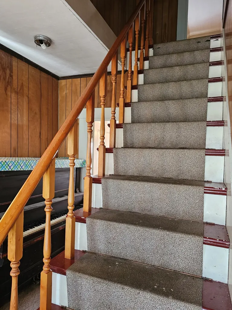1066 Hinckley Road Clinton ME 04927