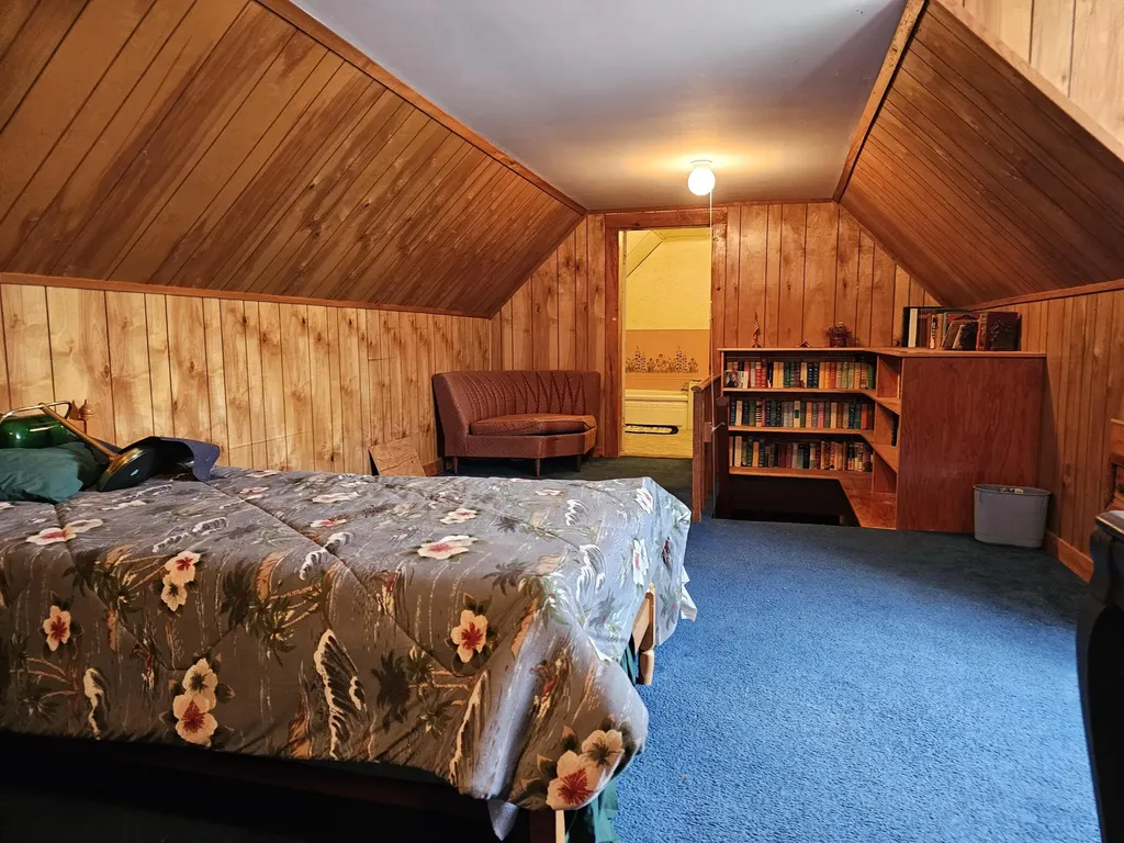 1066 Hinckley Road Clinton ME 04927