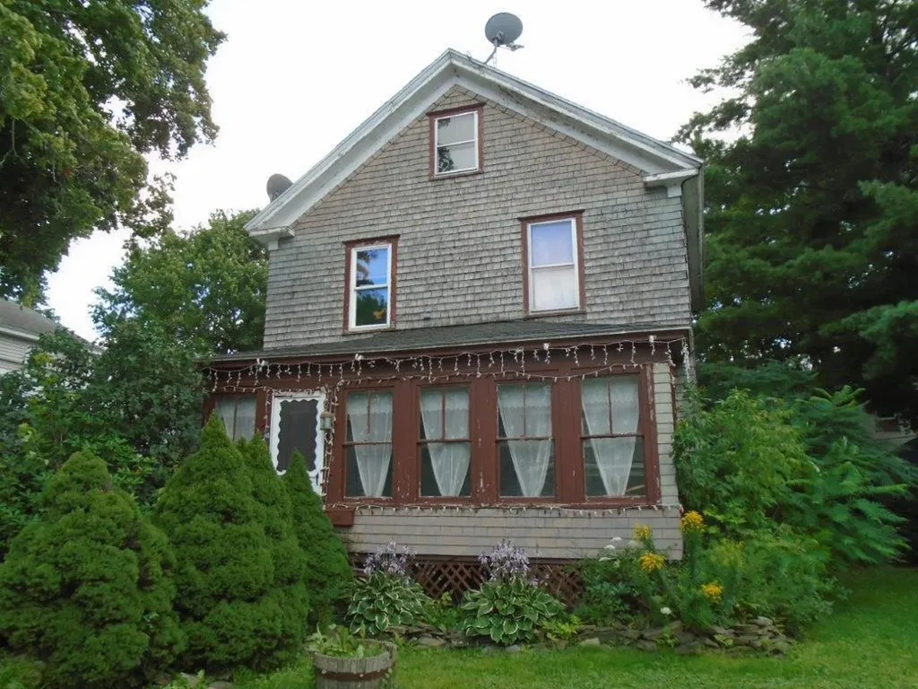 3 Mohegan Street Winslow ME 04901