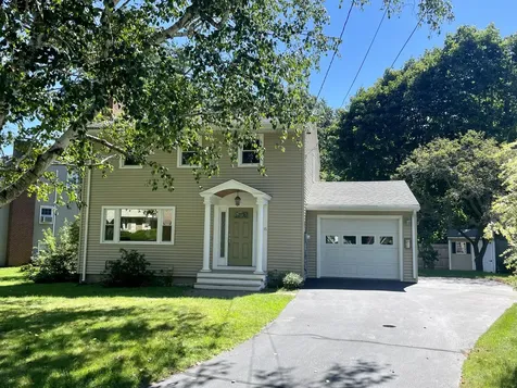 15 Pineloch Drive Portland ME 04103