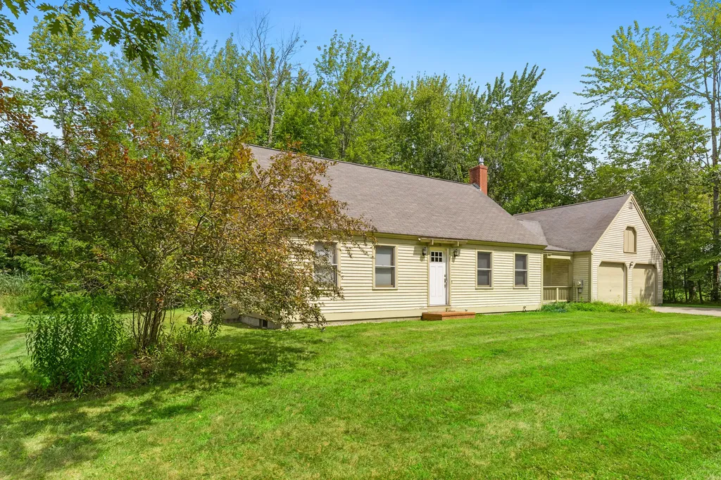 16 Fairway Drive Kennebunk ME 04043