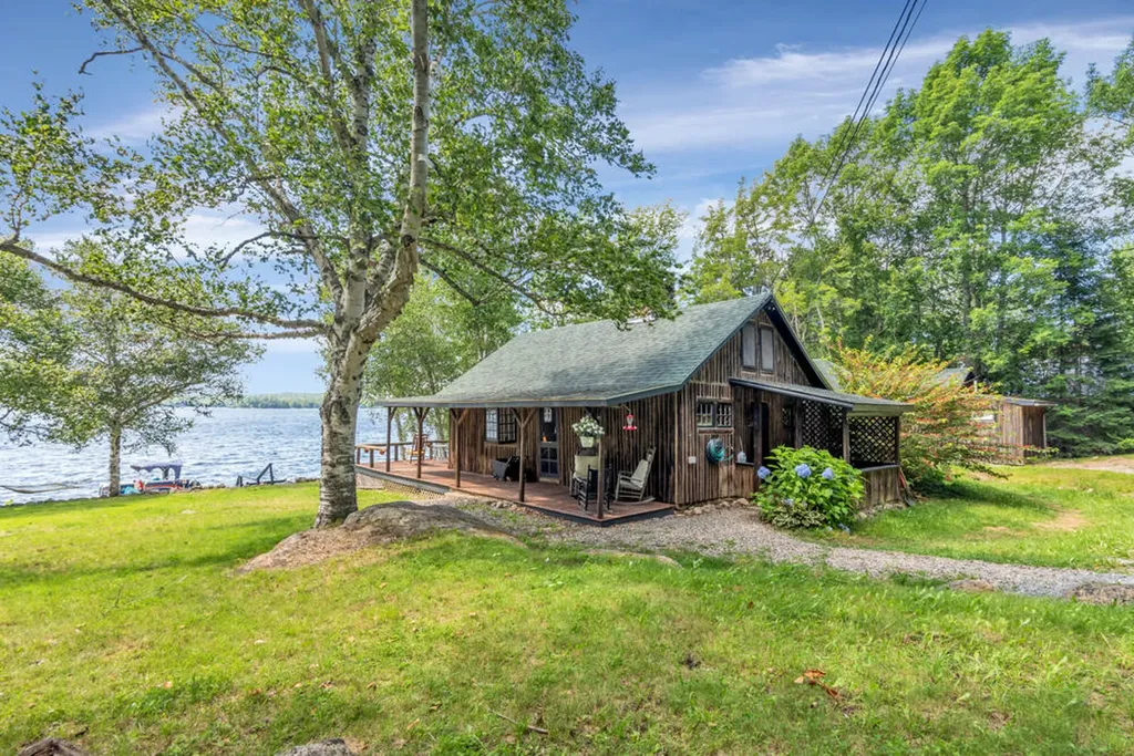 26 Wilson Way Ellsworth ME 04605
