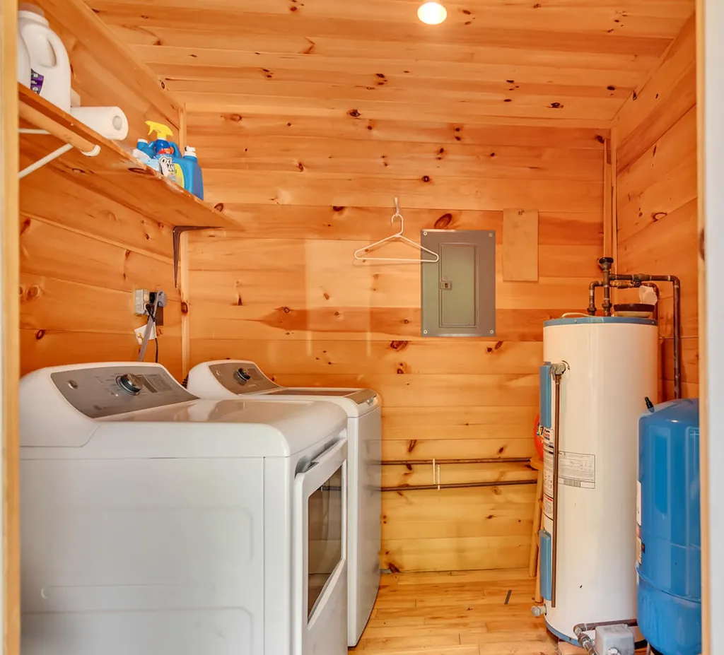 26 Wilson Way Ellsworth ME 04605
