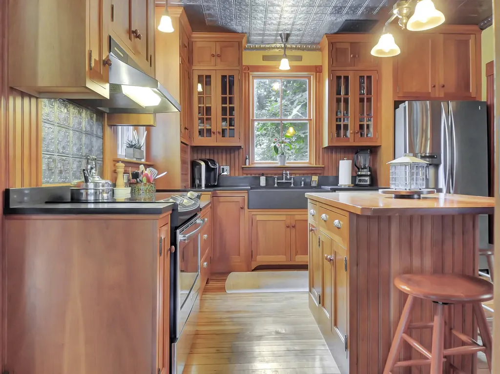 177 Peltoma Avenue Pittsfield ME 04967