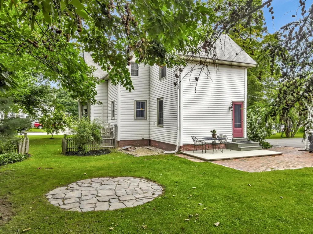 177 Peltoma Avenue Pittsfield ME 04967